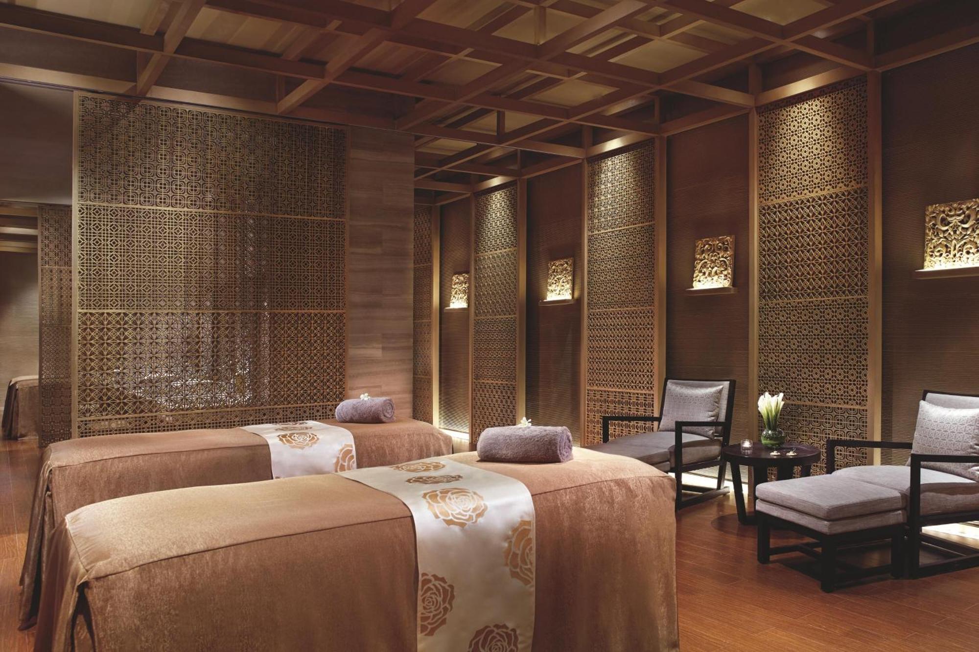 The Ritz-carlton, Отель Тяньцзинь