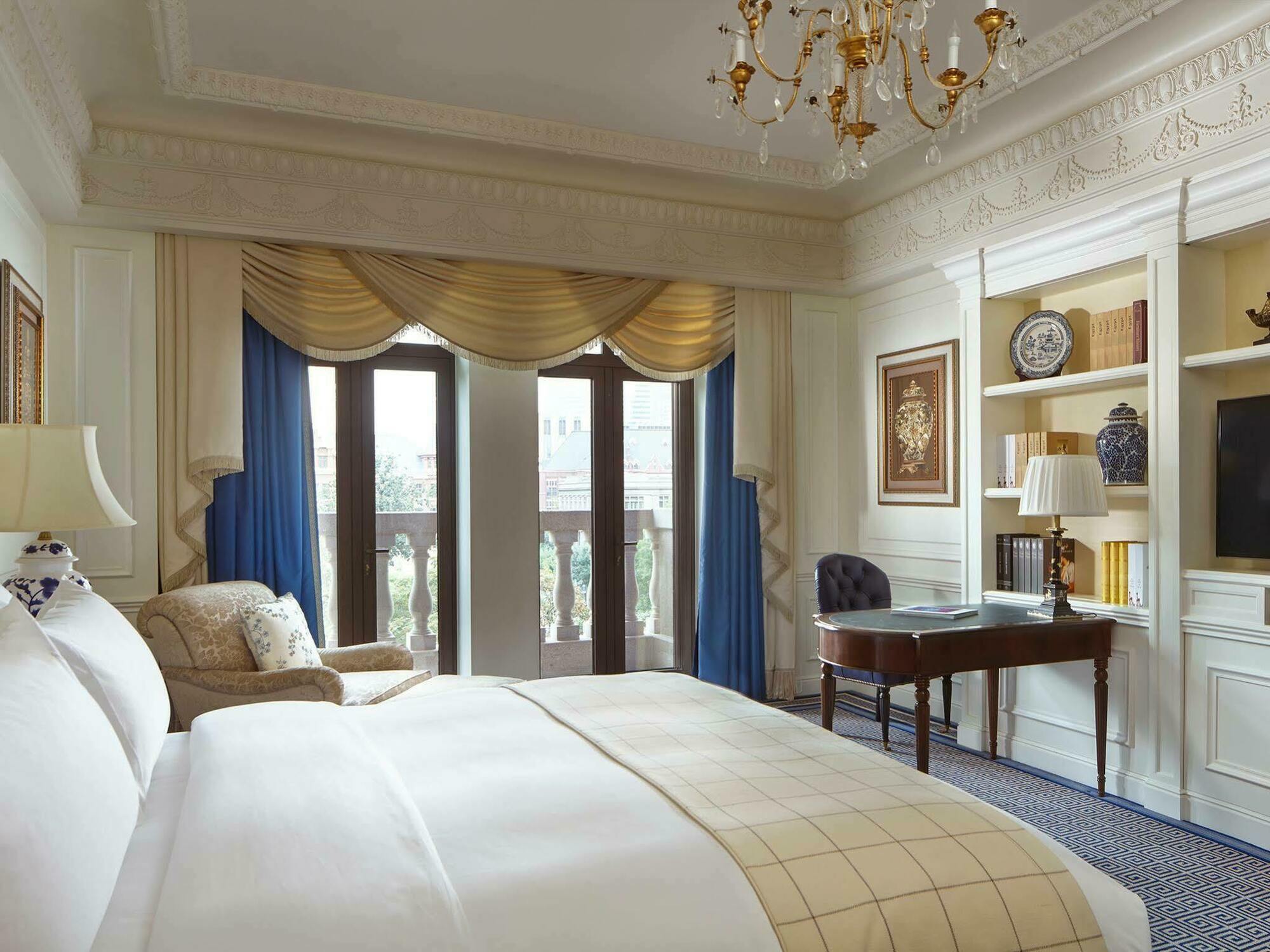 The Ritz-carlton, 5* Тяньцзинь