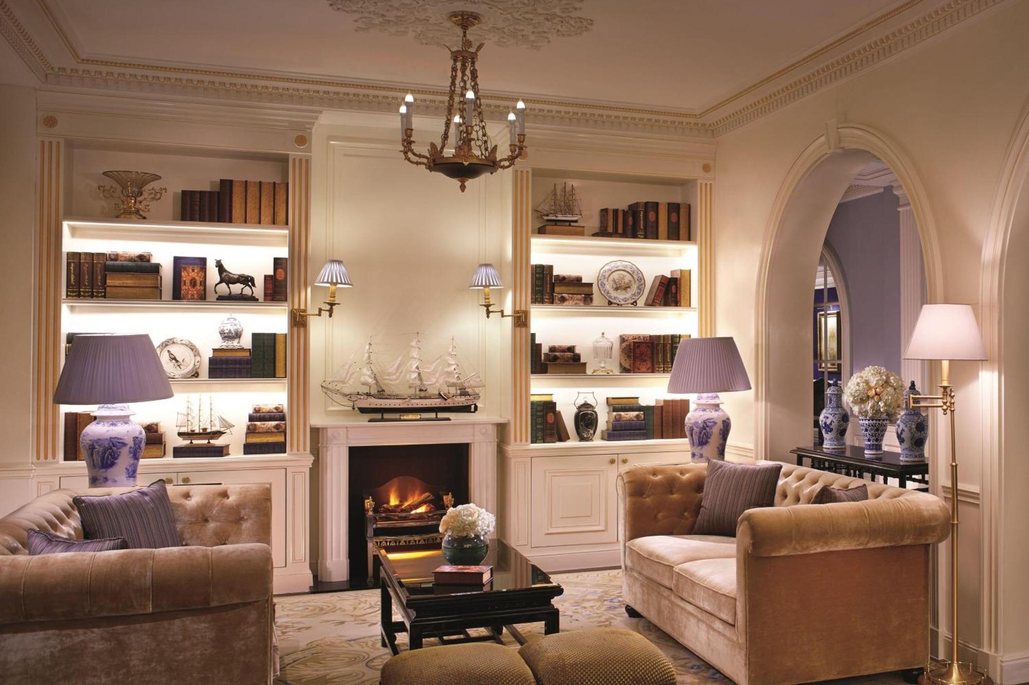 The Ritz-carlton,